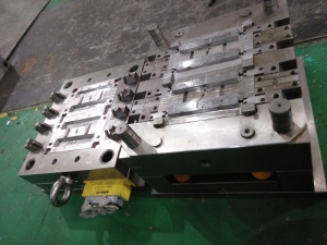 機頂盒外殼模具3845-T1塑膠外殼生產廠家泰能特